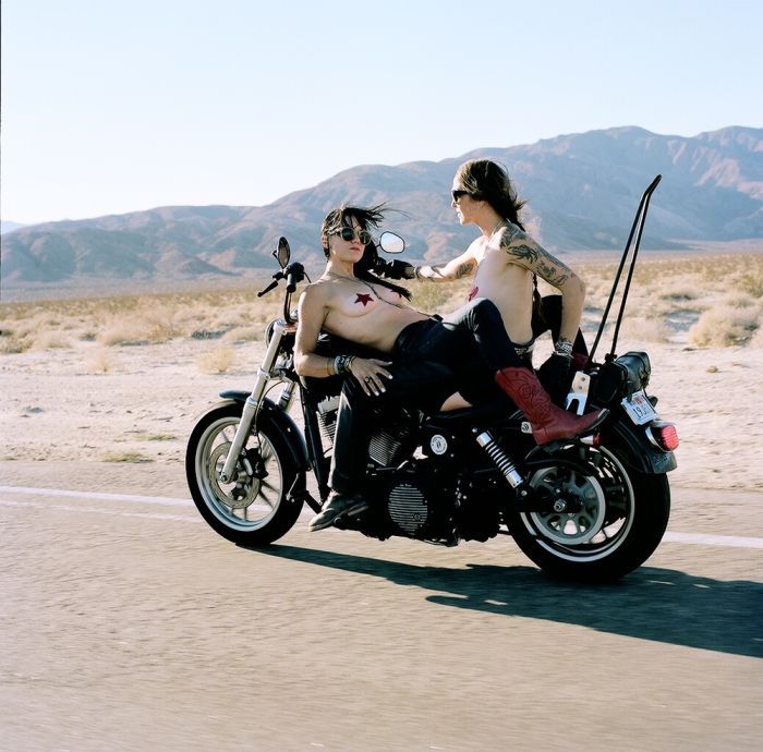 Girls on a motorcycle in Tengzhou