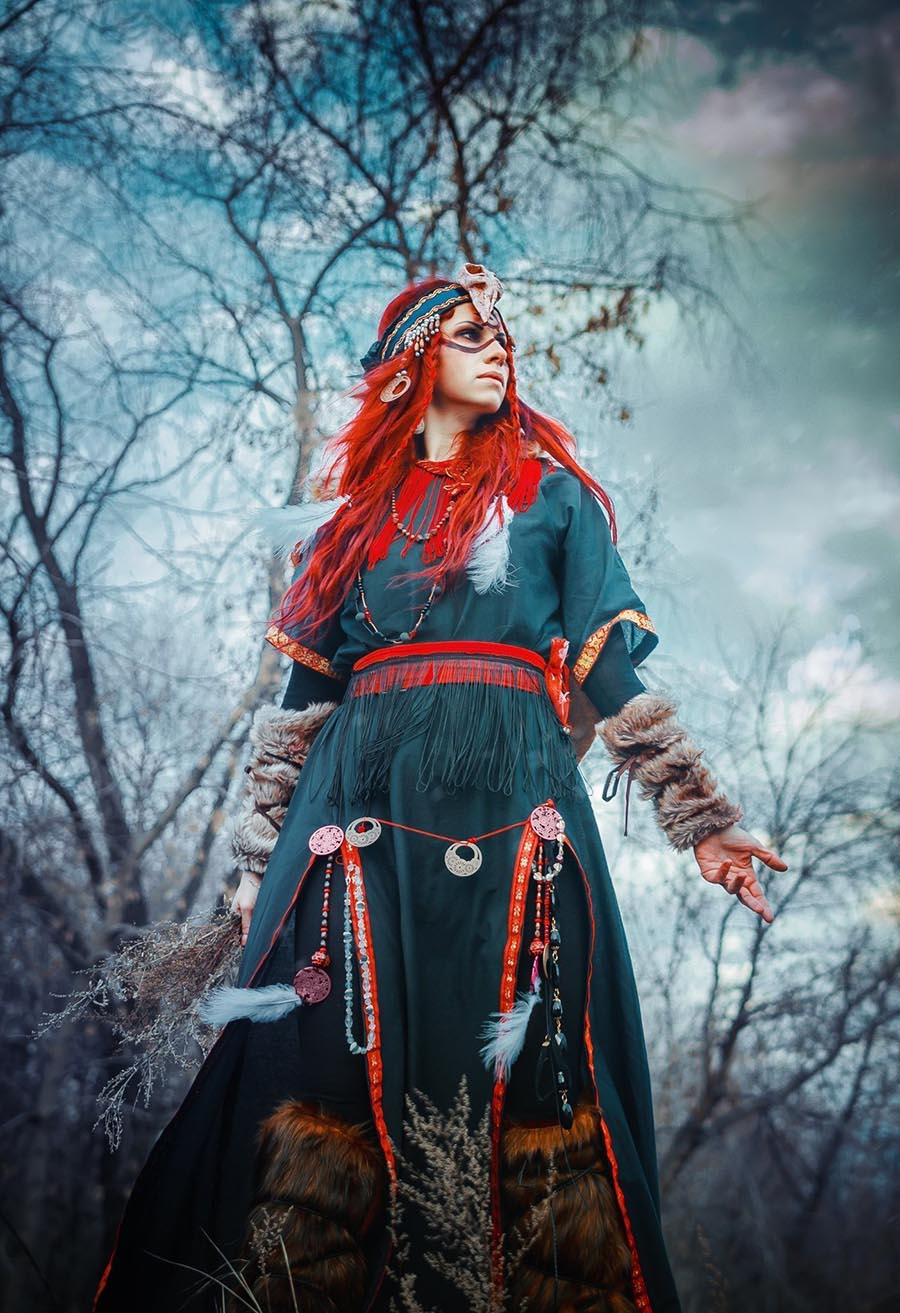 Girls in Slavic costumes underwear in Tengzhou